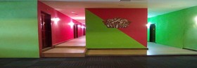 De Lady Boss Hotels & Resorts