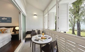 Lone Pine, The Boutique Hotel by The Beach
