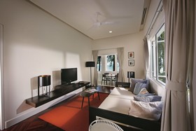 Lone Pine, The Boutique Hotel by The Beach