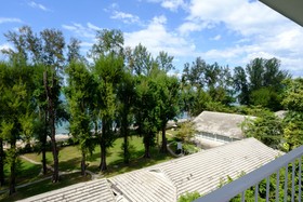 Lone Pine, The Boutique Hotel by The Beach