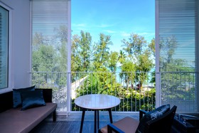 Lone Pine, The Boutique Hotel by The Beach