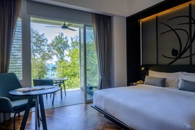 Lone Pine, The Boutique Hotel by The Beach