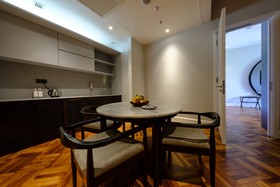 Lone Pine, The Boutique Hotel by The Beach