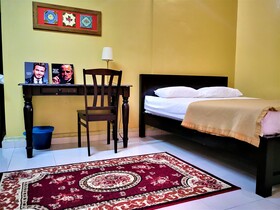 OYO 90159 Zahaar Hotel
