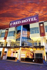E-Red Hotel Cosmo