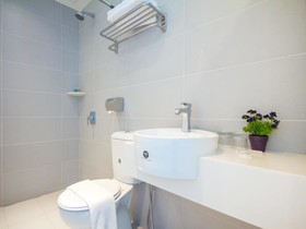 Mode Inn Icon City
