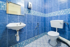 CP Hotel by OYO Rooms