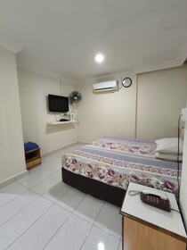 Hotel Ikia By Oyo
