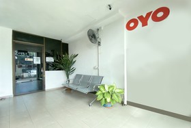 Oyo 90007 G-14