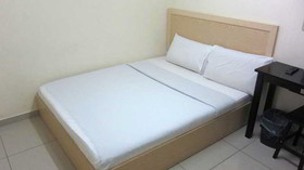 River Inn Hotel by OYO