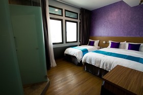 Apollo Inn