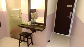Apple1Hotel Gurney