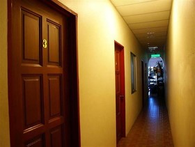 Crystal Guesthouse