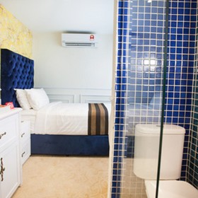 Apple Heritage Hotel