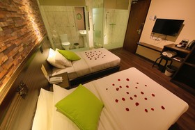 Apple Hotel