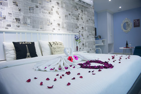 Apple Hotel