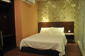 Apple Hotel