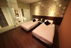 Apple Hotel