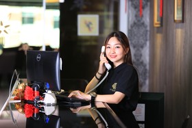 Apple Hotel