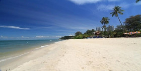 Expat's Nook Beach Resort