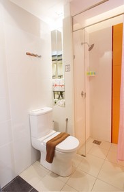 Yan Hotel