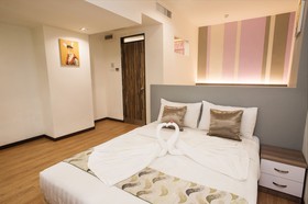Yan Hotel