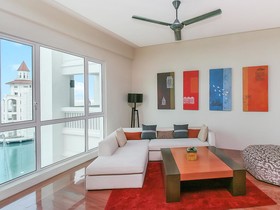 Home Suites by Marina