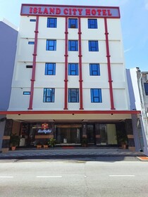 Island City Hotel