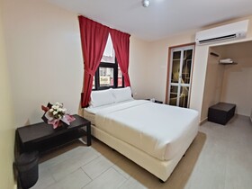 Island City Hotel