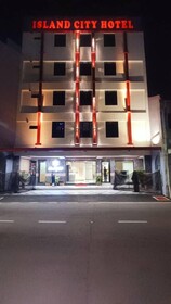 Island City Hotel