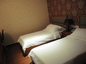 Queens City Hotel