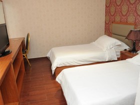 Queens City Hotel