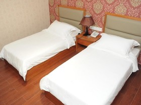 Queens City Hotel