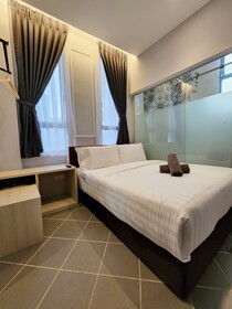Mac Hotel By Sky Hive