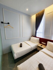 Mac Hotel By Sky Hive