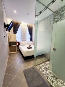 Mac Hotel By Sky Hive