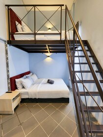 Mac Hotel By Sky Hive