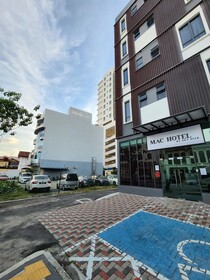 Mac Hotel By Sky Hive