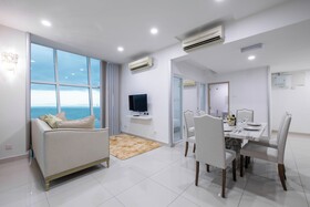 Maritime Suites by The Only Bnb