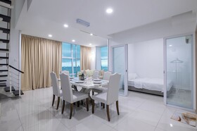 Maritime Suites by The Only Bnb
