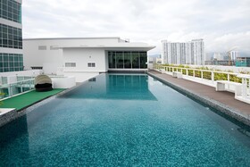 Maritime Suites by The Only Bnb
