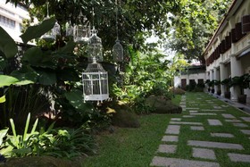 Muntri Grove Hotel