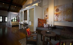 Muntri Grove Hotel
