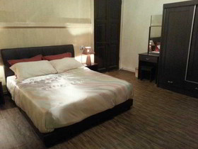 Muntri House