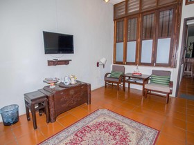 Noordin Street House