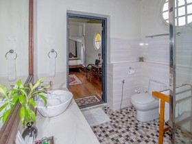 Noordin Street House