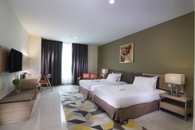 One Pacific Hotel & Serviced Apartments
