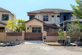 Oyo 90199 Homely&cozy House