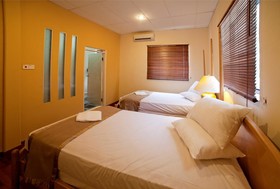 Red Inn Cabana