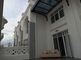 The George Penang by The Crest Collection